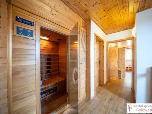 Prodej rodinného domu, Cvikov, 210 m2