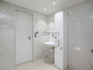 Pronájem bytu 2+1, Praha, Krhanická, 65 m2