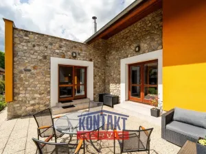 Pronájem rodinného domu, Dubné, 261 m2