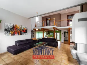 Pronájem rodinného domu, Dubné, 261 m2