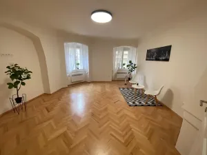 Prodej bytu 2+1, Praha - Staré Město, Náprstkova, 73 m2