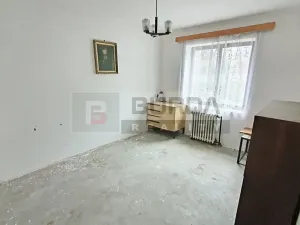 Prodej podílu rodinného domu, Zeleneč, Kasalova, 285 m2