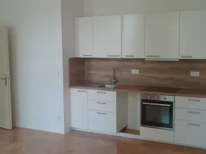 Pronájem bytu 3+kk, Hradec Králové, Ambrožova, 72 m2