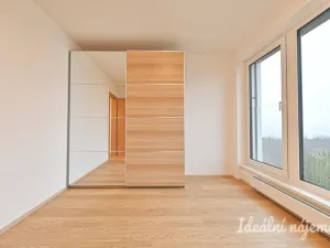 Pronájem bytu 2+kk, Brno, třída Generála Píky, 44 m2