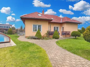 Prodej rodinného domu, Modletice, 261 m2