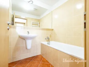 Pronájem bytu 2+kk, Praha, Vorařská, 69 m2