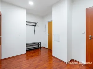 Pronájem bytu 2+kk, Praha - Vršovice, Bajkalská, 53 m2