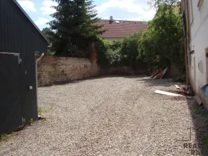 Pronájem komerční nemovitosti, Kladno, Školská, 303 m2