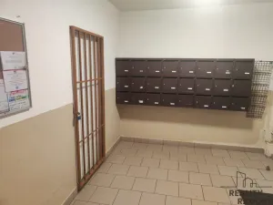 Prodej bytu 2+1, Chomutov, Bezručova, 64 m2