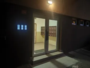 Prodej bytu 2+1, Chomutov, Bezručova, 64 m2