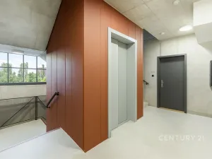 Pronájem bytu 1+kk, Praha, Kolbenova, 40 m2