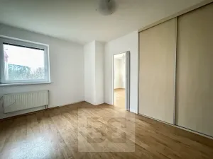Pronájem bytu 2+kk, Brno, Podbělová, 47 m2