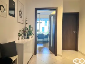 Pronájem bytu 2+kk, Praha, Medunova, 59 m2