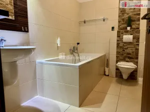Prodej restaurace, Topolná, 908 m2