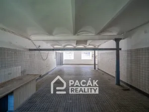 Prodej výrobních prostor, Tršice, 1000 m2