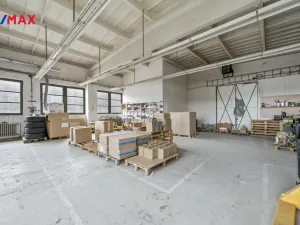 Pronájem skladu, Skuteč, Smetanova, 254 m2