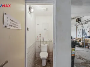 Pronájem skladu, Skuteč, Smetanova, 254 m2