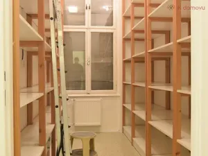 Pronájem obchodního prostoru, Brno, Pekařská, 140 m2