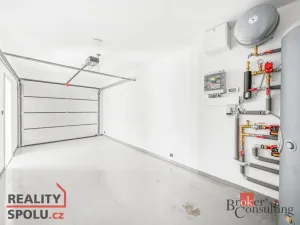 Prodej rodinného domu, Pečky - Velké Chvalovice, Za Statkem, 166 m2