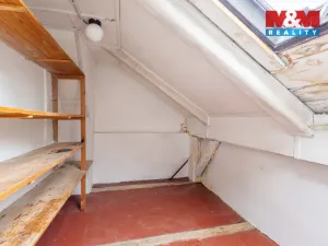 Prodej rodinného domu, Jenišovice, 140 m2