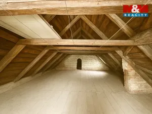 Prodej rodinného domu, Třebařov, 336 m2