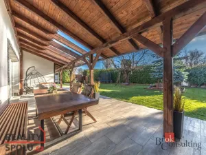 Prodej rodinného domu, Zlonín, U Rybníka, 291 m2