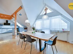 Prodej komerční nemovitosti, Zlín, Kvítková, 609 m2