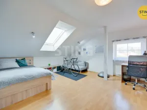 Prodej komerční nemovitosti, Zlín, Kvítková, 609 m2