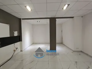 Pronájem obchodního prostoru, Pardubice, Jana Palacha, 100 m2