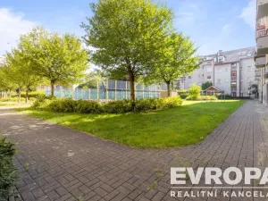 Pronájem bytu 2+1, Pardubice, Jungmannova, 59 m2