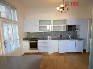 Pronájem bytu 3+1, Praha - Smíchov, Na Březince, 90 m2