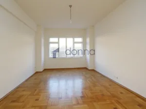 Pronájem bytu 3+1, Praha, Francouzská, 100 m2