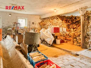 Prodej rodinného domu, Provodín, 290 m2