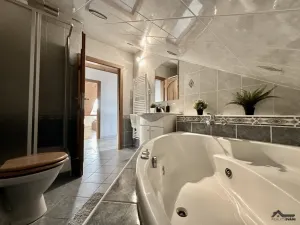 Prodej rodinného domu, Baška, 420 m2