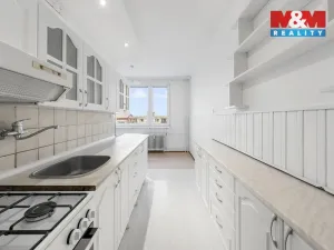 Prodej bytu 2+1, Ústí nad Labem - Severní Terasa, Glennova, 62 m2