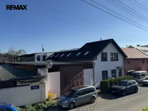 Prodej kanceláře, Zlín - Louky, Chlumská, 600 m2