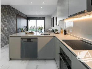 Prodej bytu 2+kk, Torrevieja, Španělsko, 47 m2