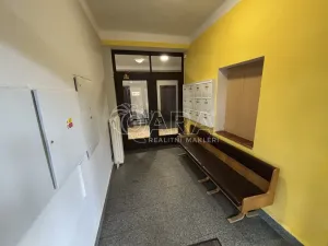 Pronájem skladu, Kladno, Huťská, 30 m2