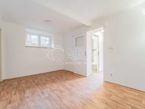 Pronájem bytu 2+kk, Beroun - Beroun-Město, Na Vinici, 45 m2