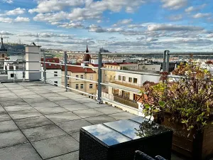 Prodej bytu 2+kk, Praha, Ve Smečkách, 80 m2