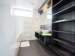 Pronájem pokoje, Praha - Kobylisy, Střelničná, 16 m2