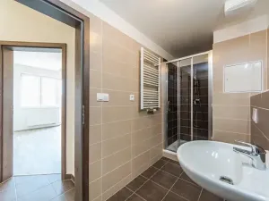 Pronájem bytu 2+kk, Praha - Kyje, Federova, 39 m2