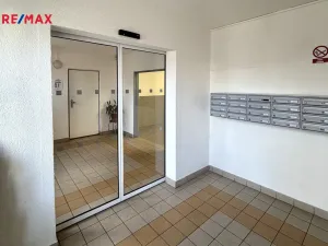 Pronájem bytu 2+1, Karlovy Vary, Západní, 54 m2