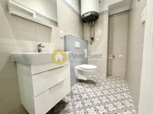 Pronájem bytu 1+kk, Strakonice - Strakonice I, Velké náměstí, 21 m2