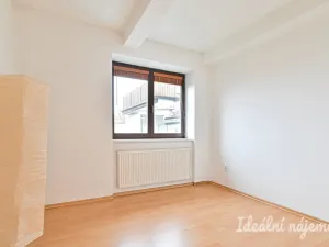 Pronájem bytu 2+kk, Brno, Burešova, 47 m2