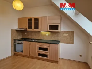 Pronájem bytu 1+kk, Trutnov - Střední Předměstí, Spojenecká, 37 m2