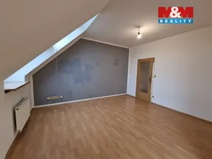 Pronájem bytu 1+kk, Trutnov - Střední Předměstí, Spojenecká, 37 m2