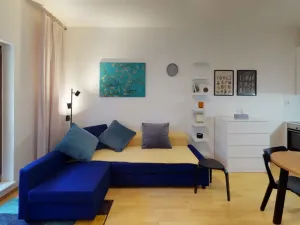 Pronájem bytu 1+kk, Hostivice, Školská, 28 m2