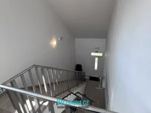 Pronájem bytu 6+kk a větší, Hulín, Vrchlického, 150 m2