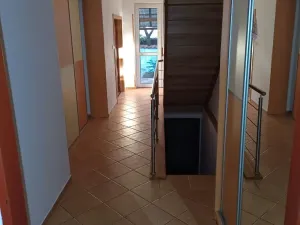 Pronájem rodinného domu, Hradec Králové - Březhrad, K Potoku, 270 m2